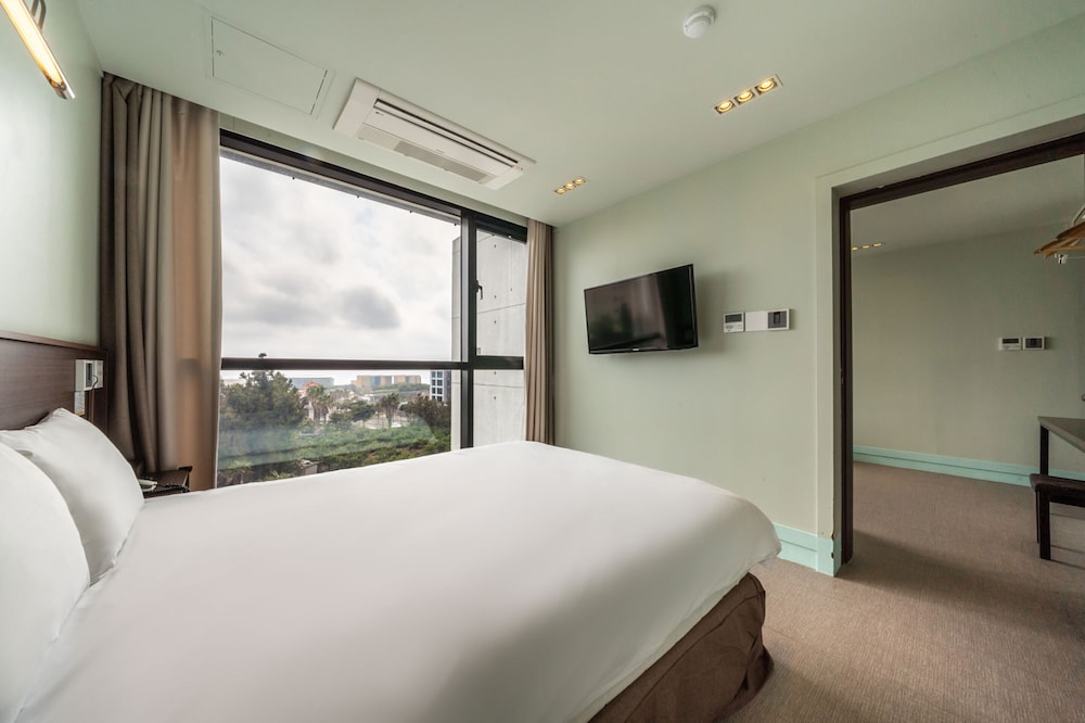 Sunrise Hotel 15/31