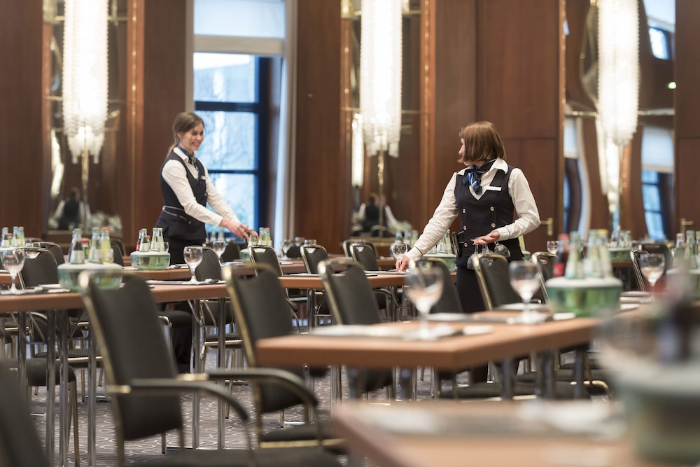Maritim Hotel Bonn 34/70