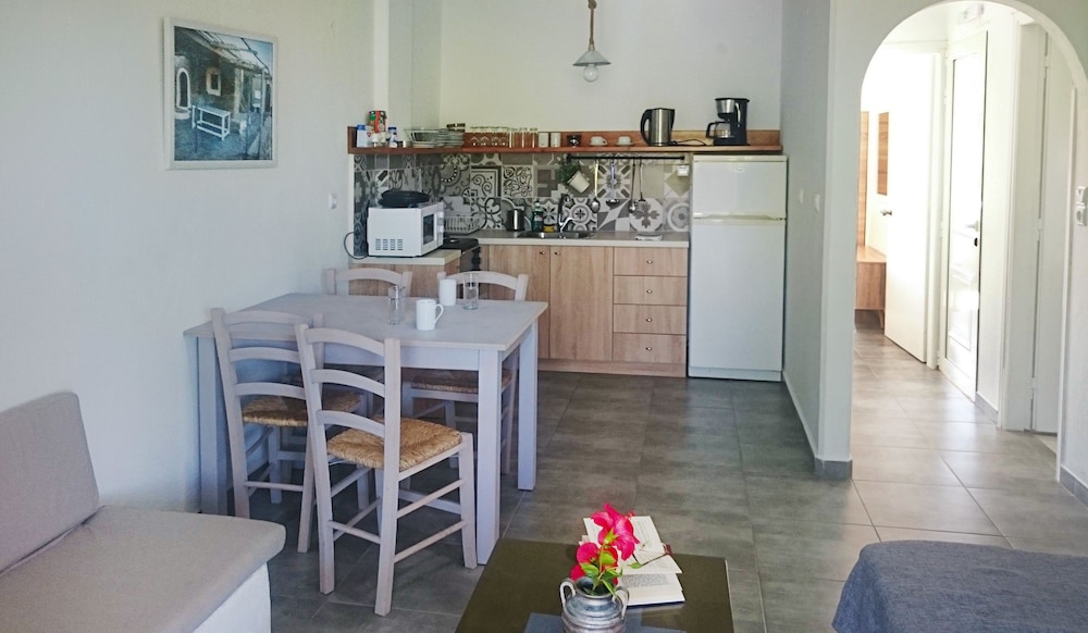 Sitia Oceanides 22/37