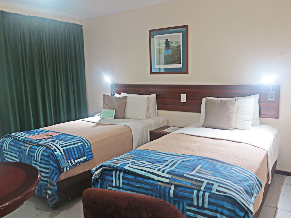 Madang Resort Hotel 17/50