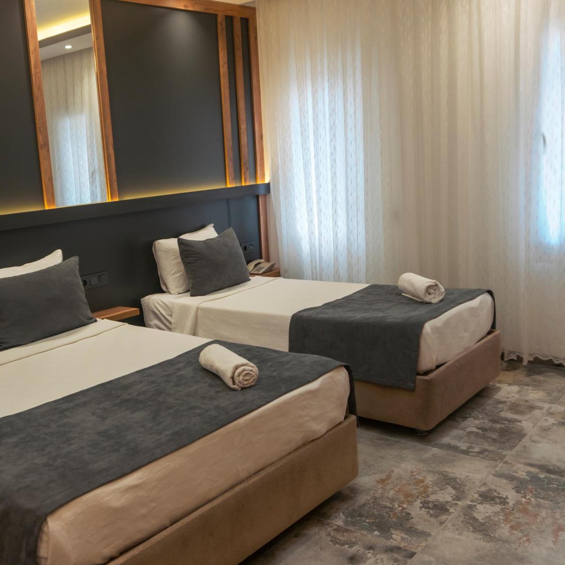 Rain Hotel 10/50