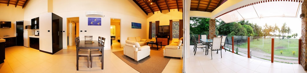 First Landing Beach Resort and Villas 19/50