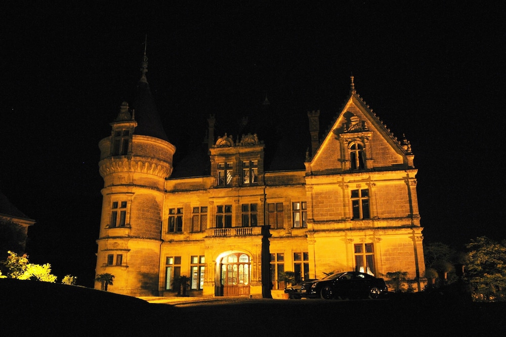 CHATEAU DE LA BOURDAISIERE 2/55