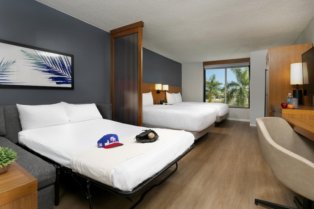 HYATT PLACE SAN JUAN/CITY CENTER 10/74