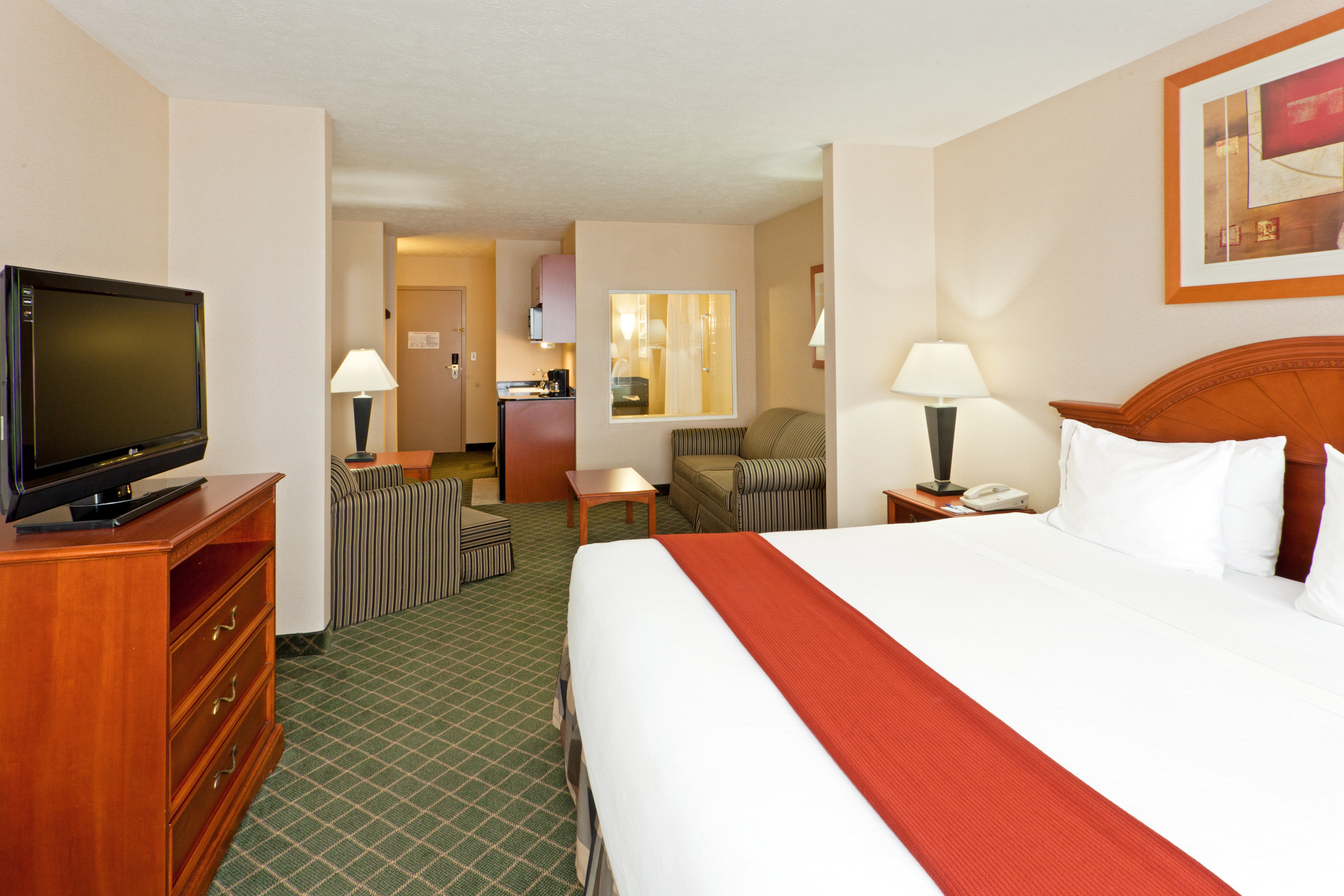 Holiday Inn Express Hotel Suites Kent State University 24/69