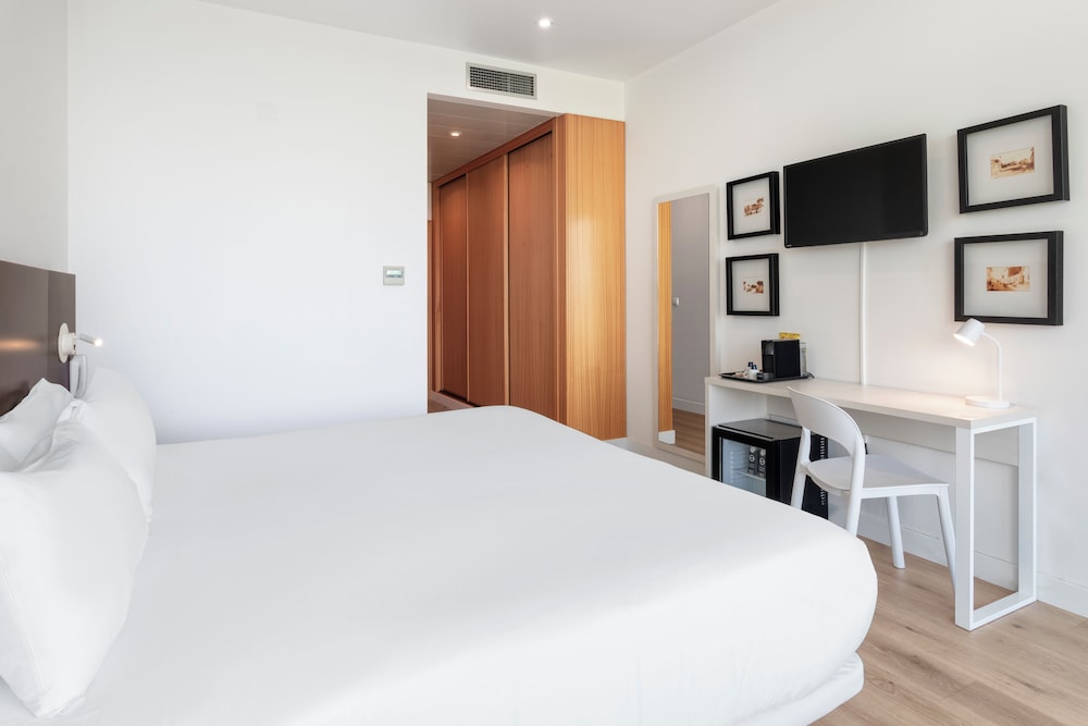 Standard, Double Bed