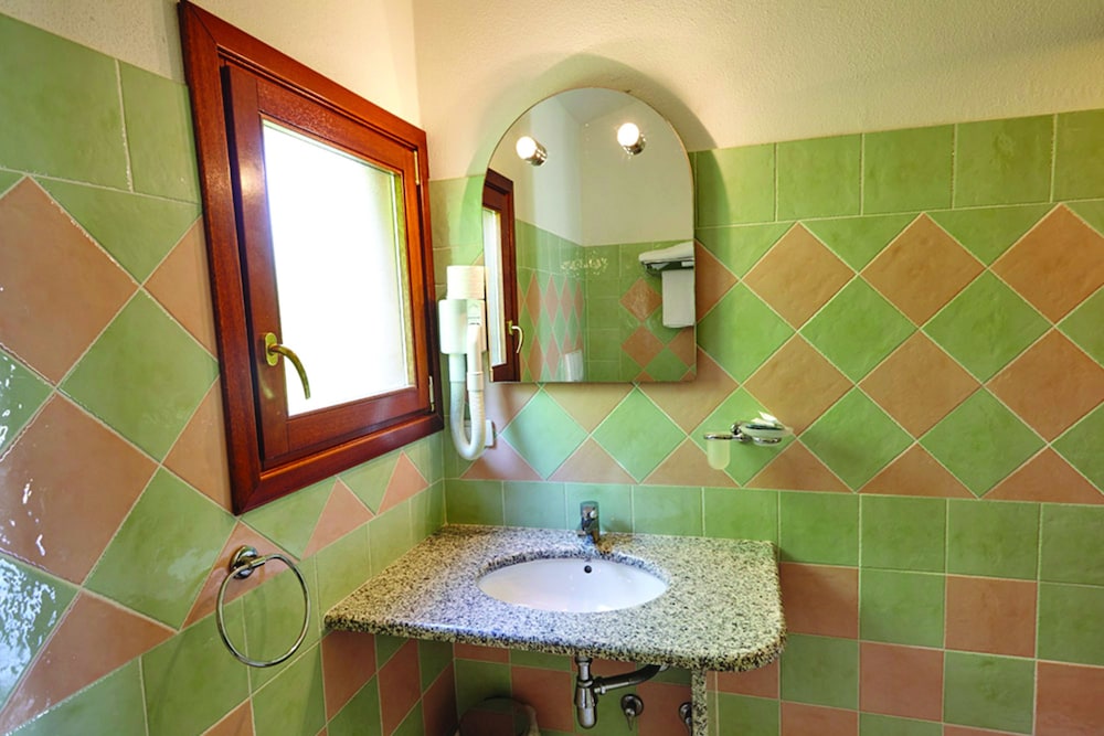 Hotel Cala Mirto 23/66