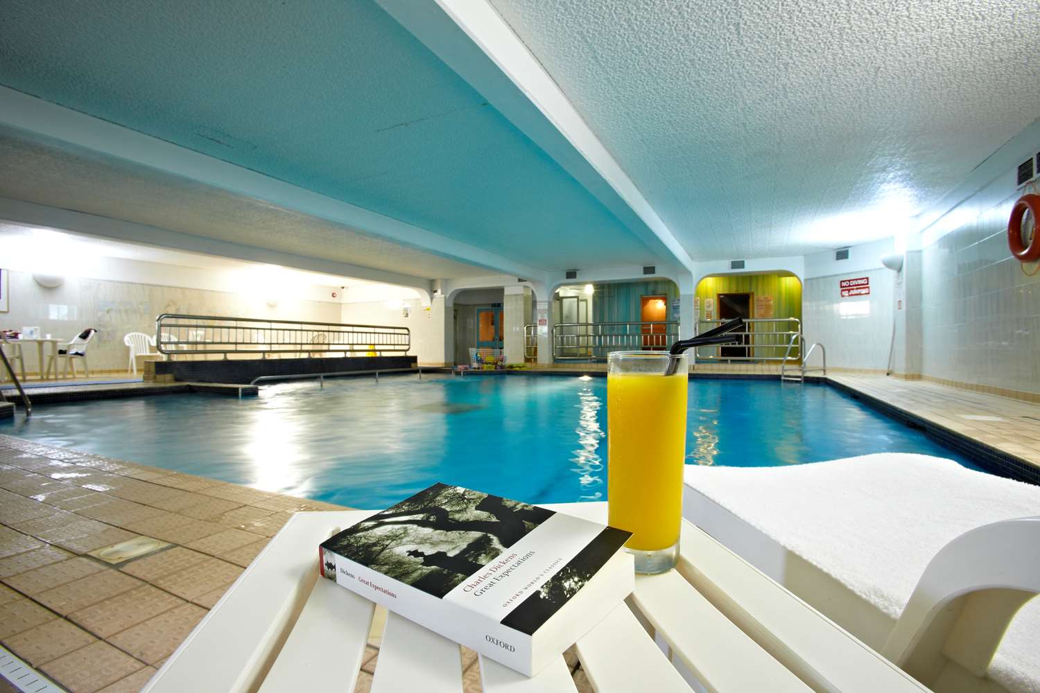 New Continental Hotel, Sure Hotel Collection by Best Western 40/59