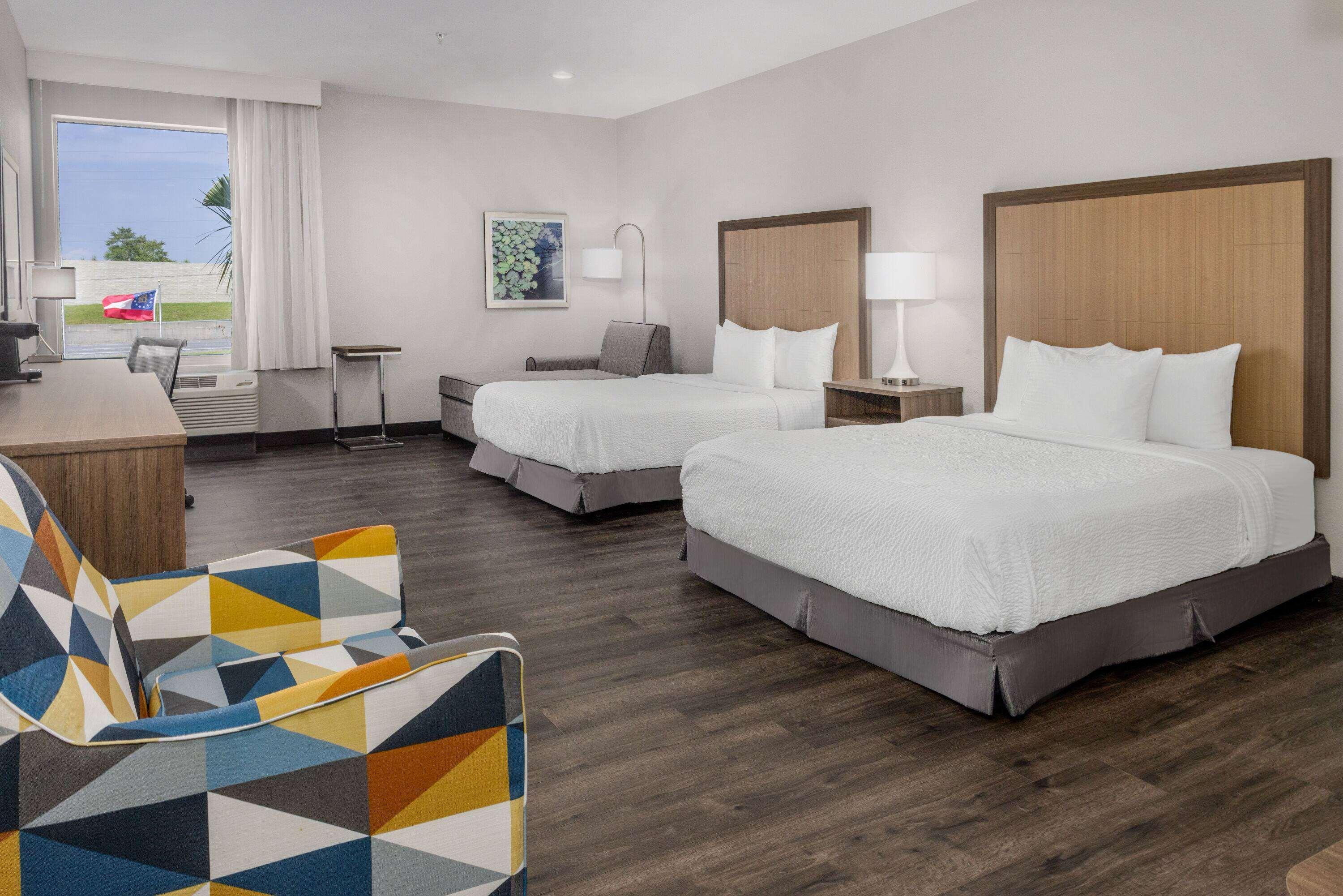 Room, Queen Bed, Accessible