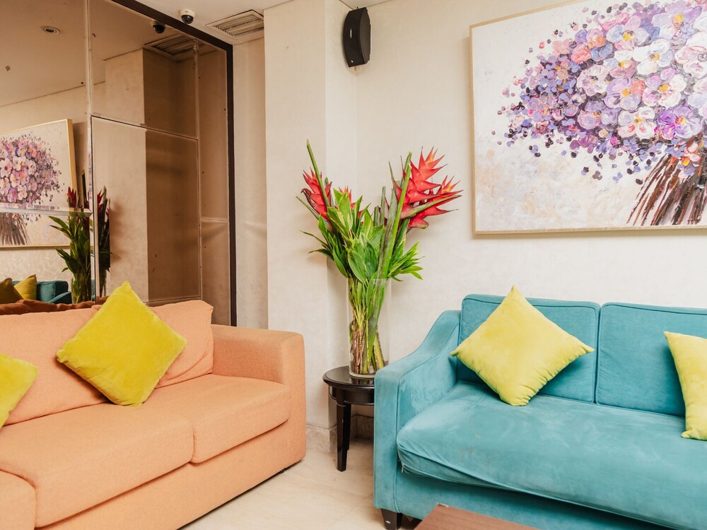 Oria Hotel 35/50