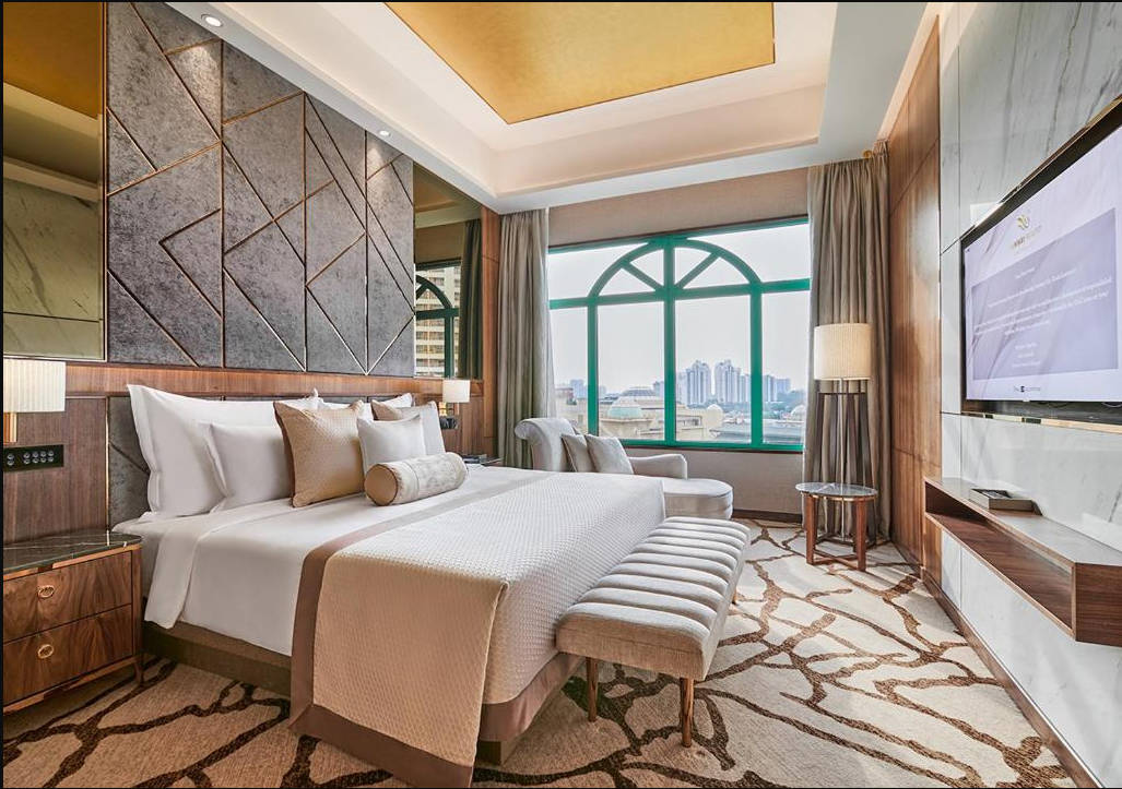 Grand, Sunway, Suite