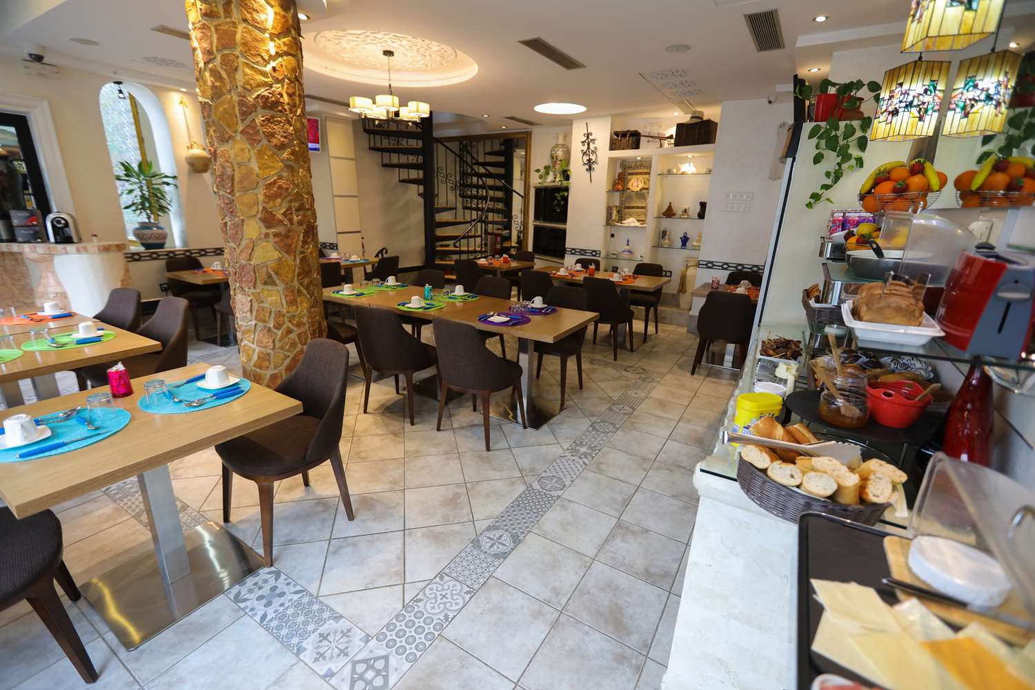 Hotel Colombe 10/14