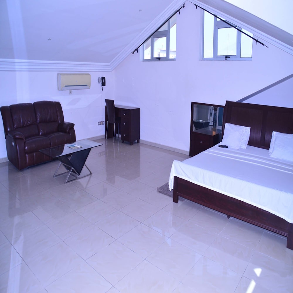 Residences Easy Hotel 16/50
