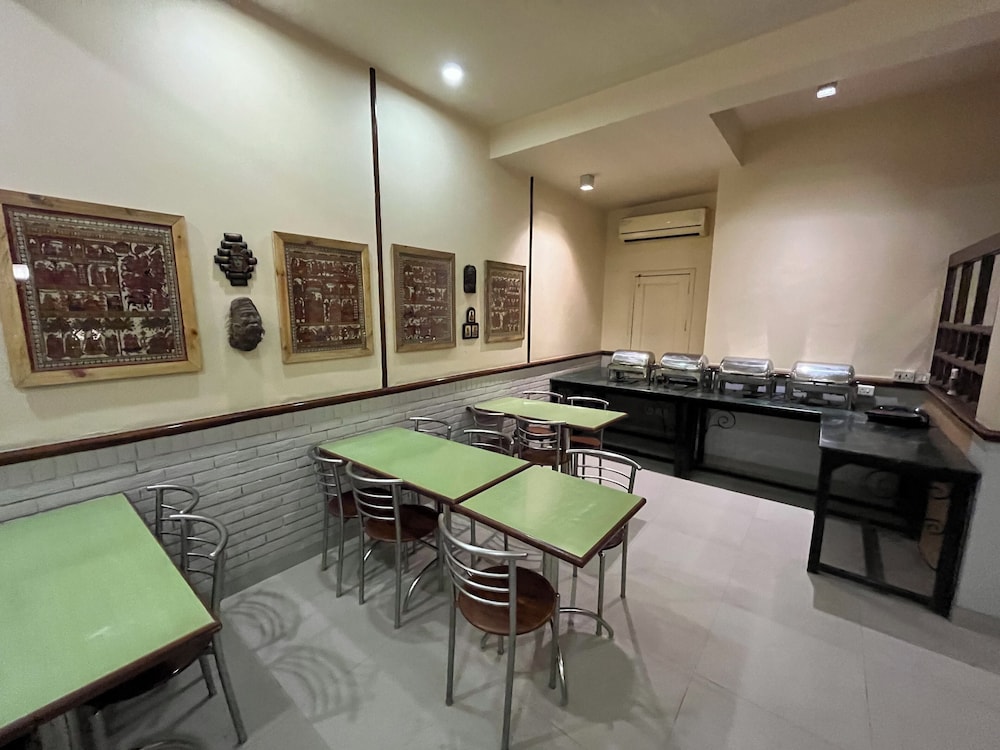 Pooja Palace 48/56