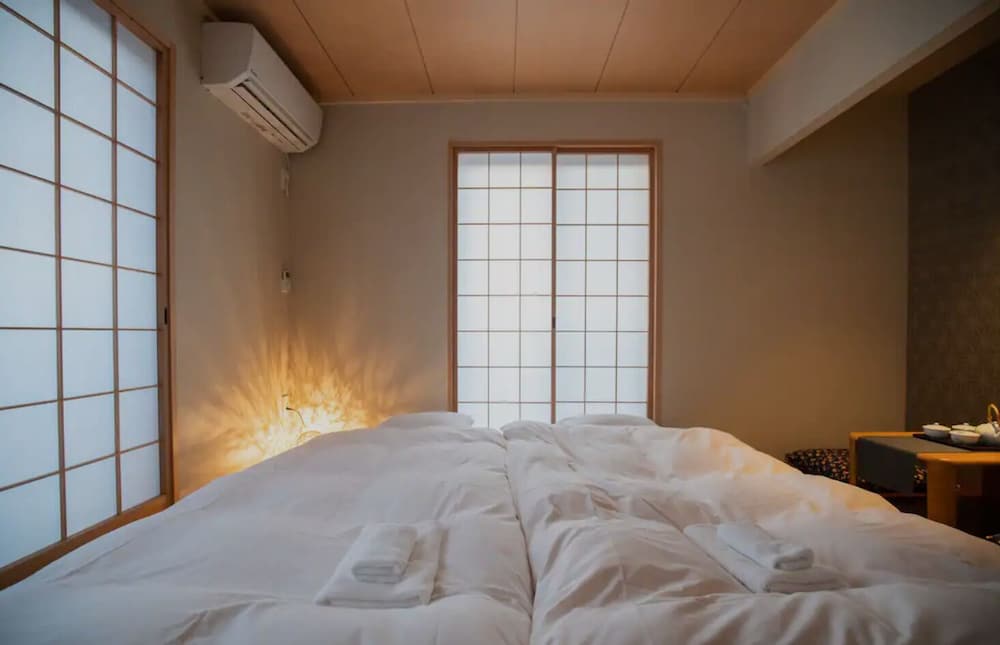Karasuma Rokujo Hotel 18/40