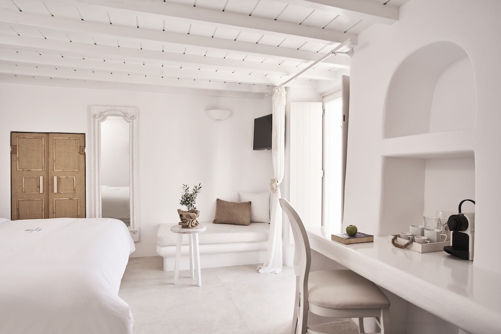 Little Venice Suites 44/50