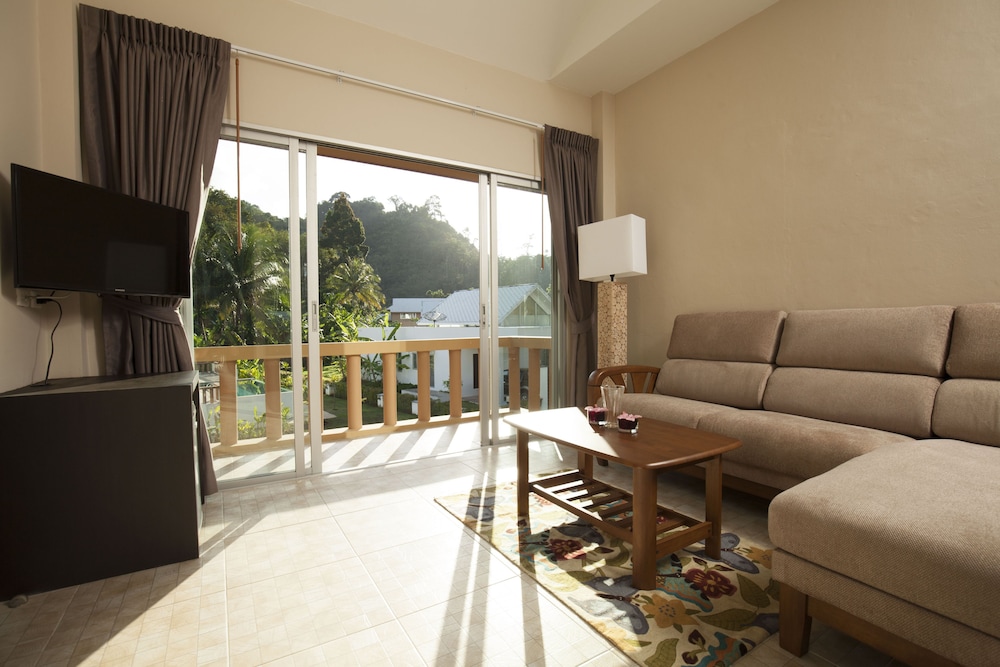 The Lifeco Phuket Well-Being Detox Center 53/83