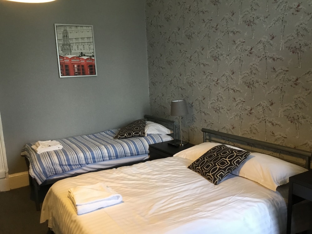 Northumberland Hotel 32/72
