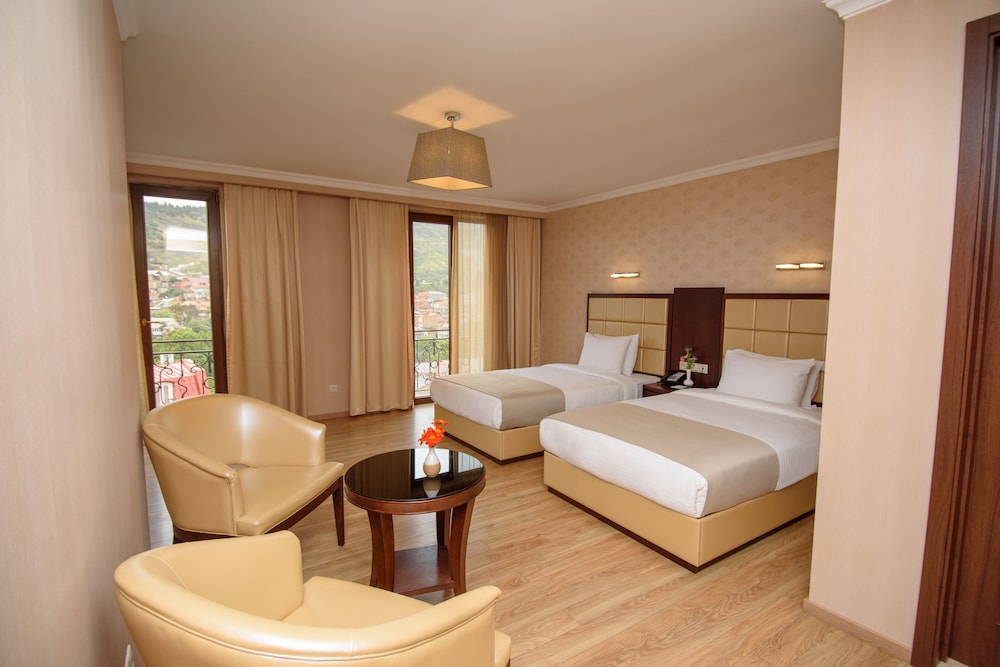 Standard, Twin Beds, City View, Building B