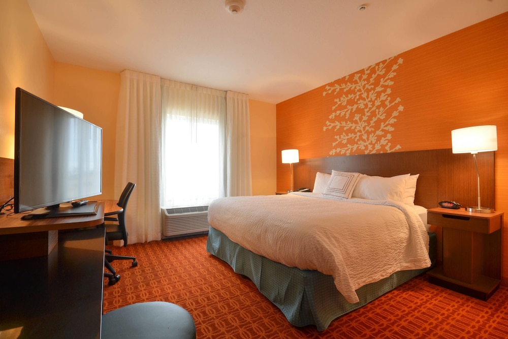 Fairfield Inn Suites St Louis Pontoon Beach Granite City 10/37