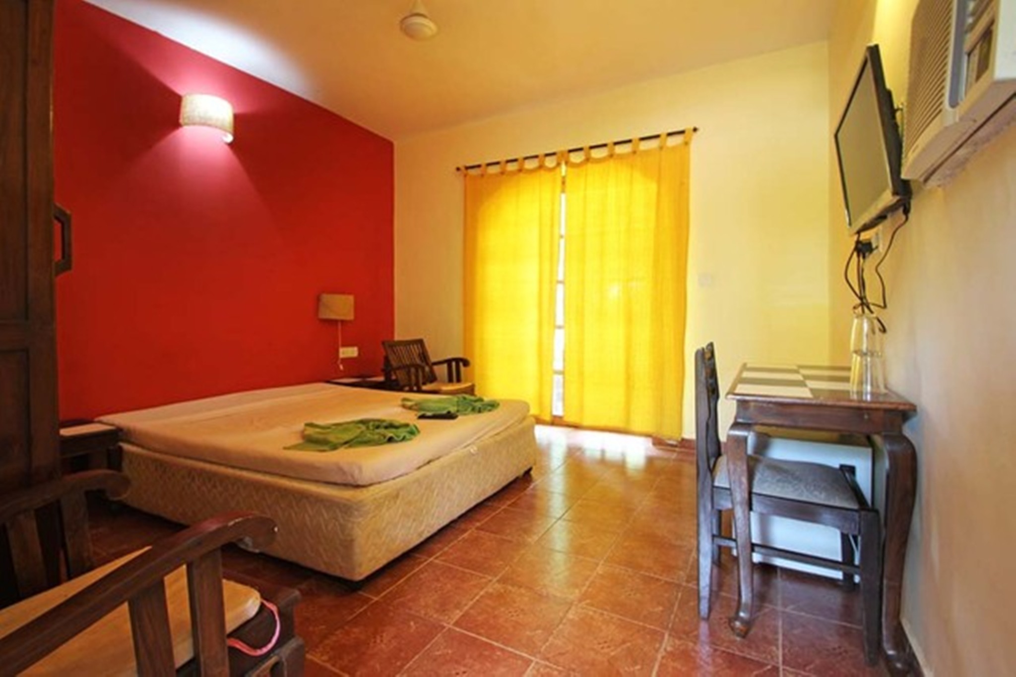 Sea Breeze Resort Candolim 19/26