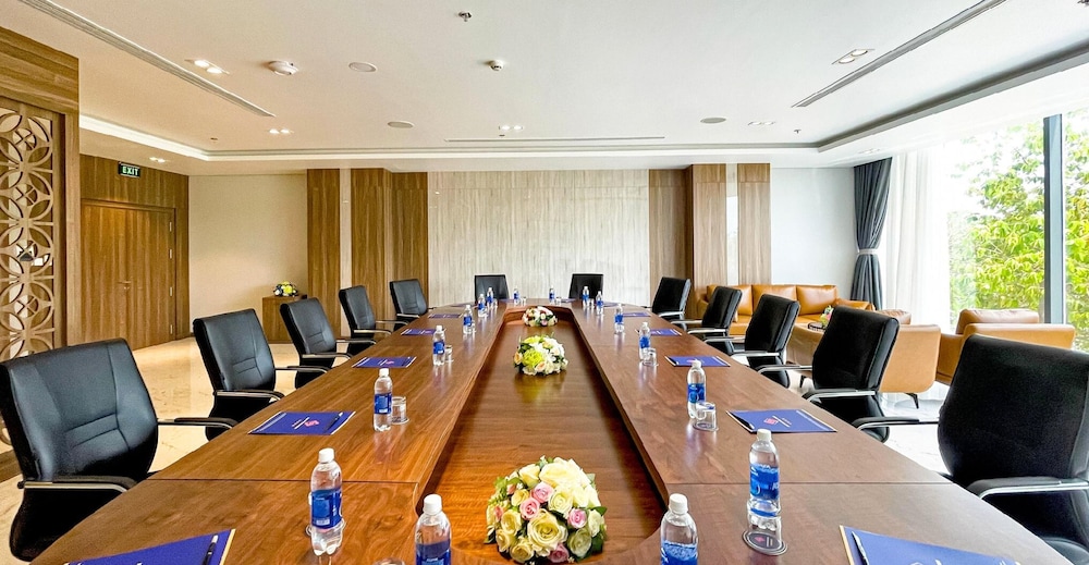 Long Thuan Hotel Resort 34/50