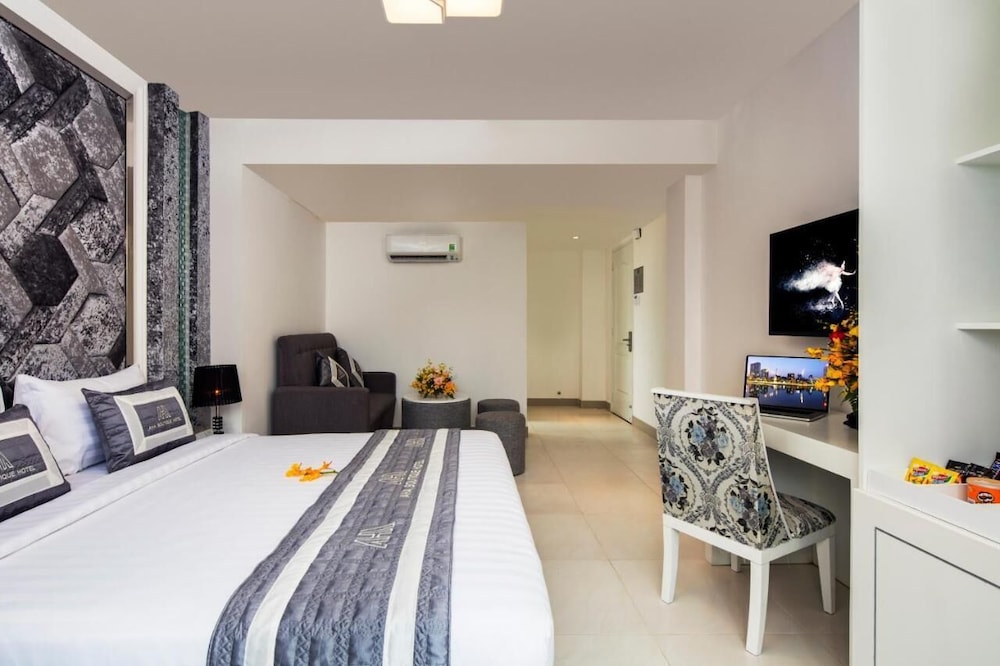 Aodai Inn Saigon 6/19