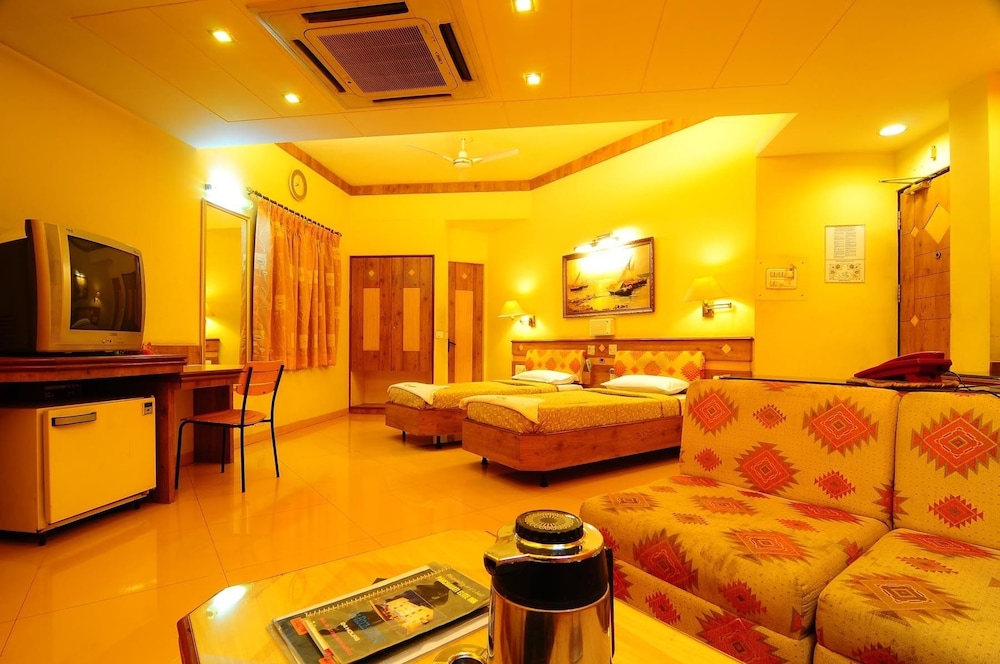 Hotel Panchavati Elite Inn 16/18