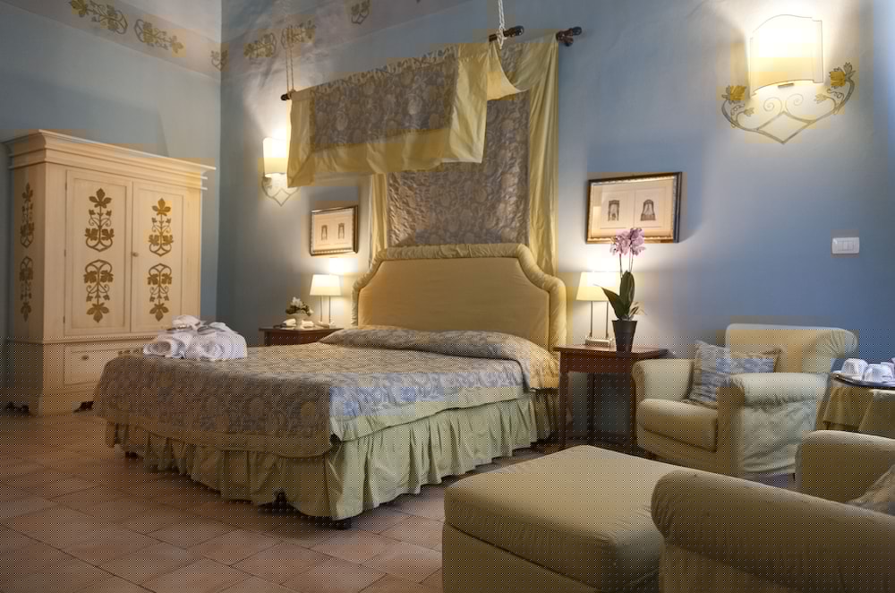 Palazzo Guiderocchi 12/48