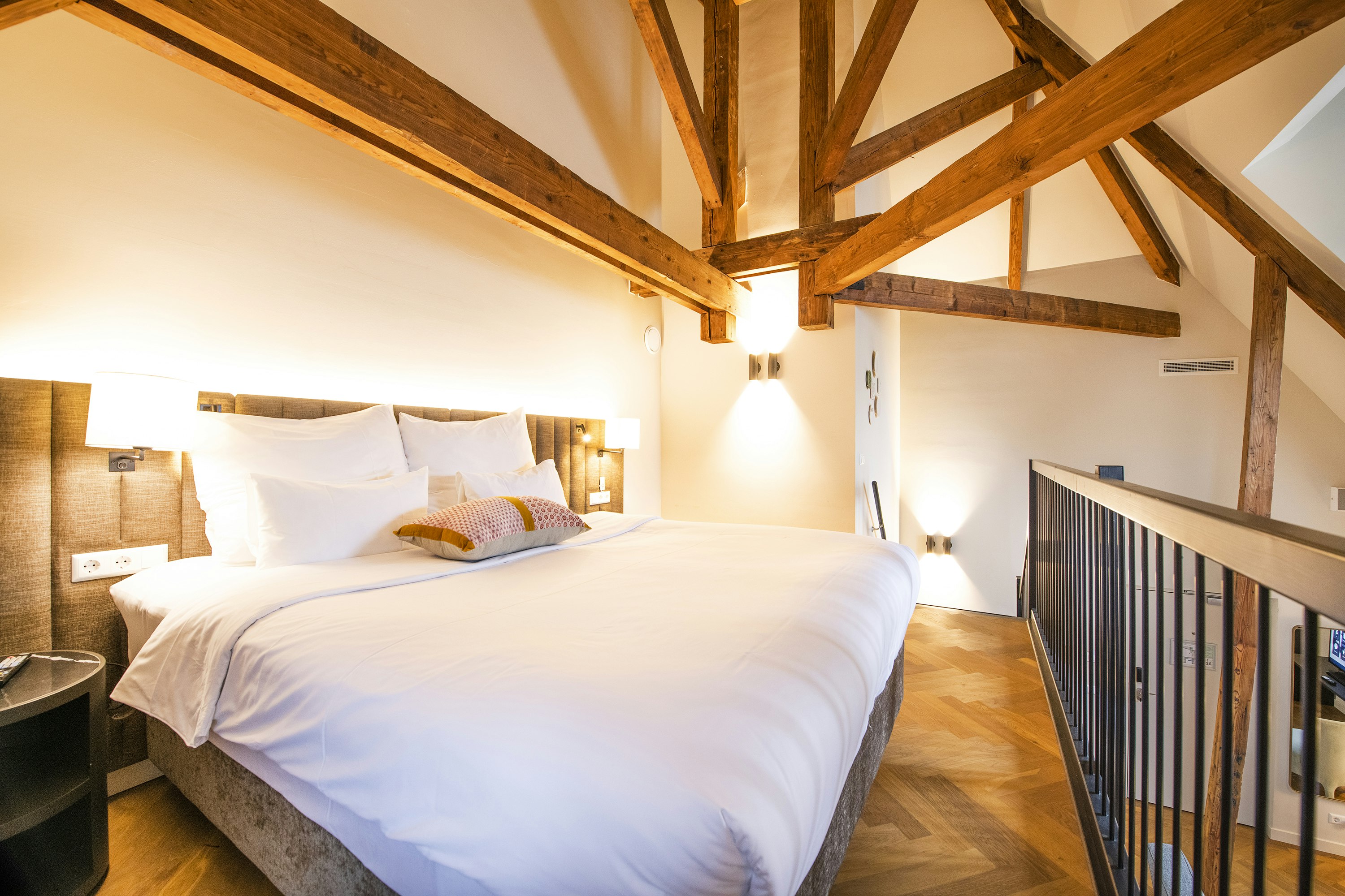 Tower, Suite