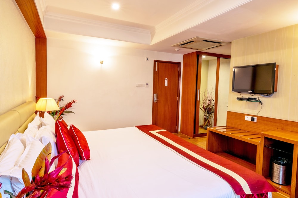 Octave Suites - Residency Road 14/33