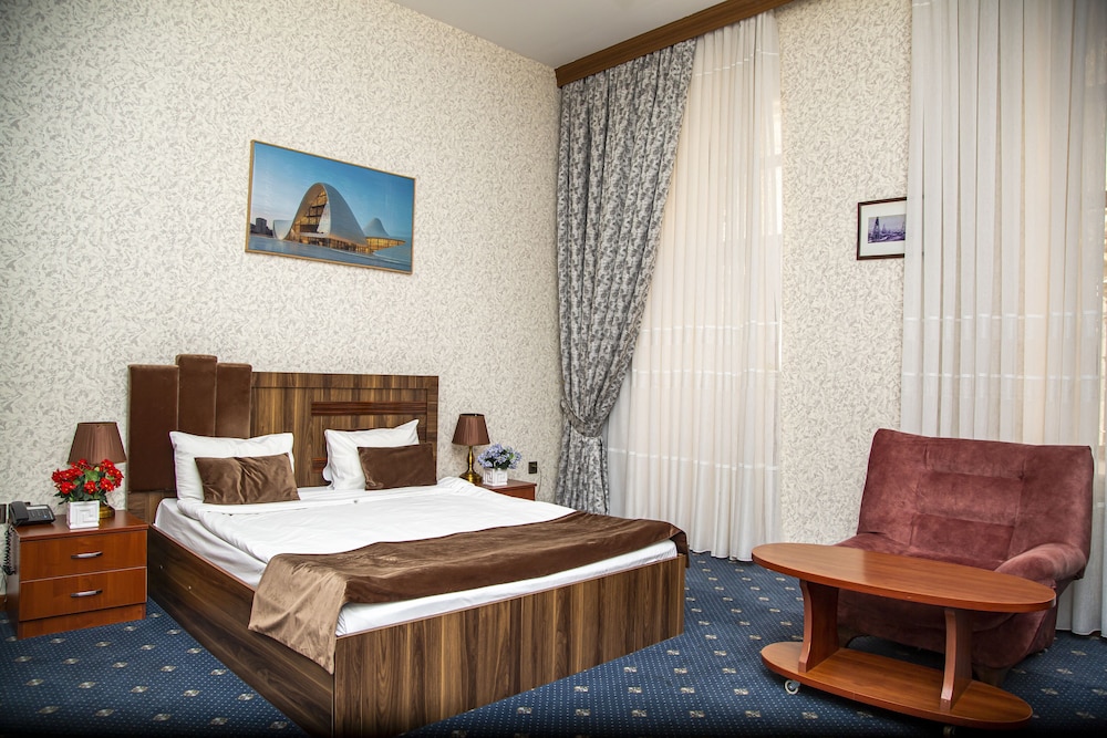 Du Port Hotel 16/81