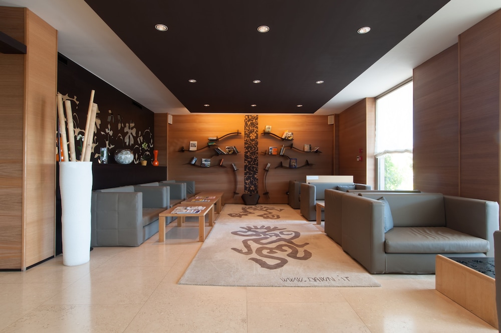Sanlu Hotel 28/53