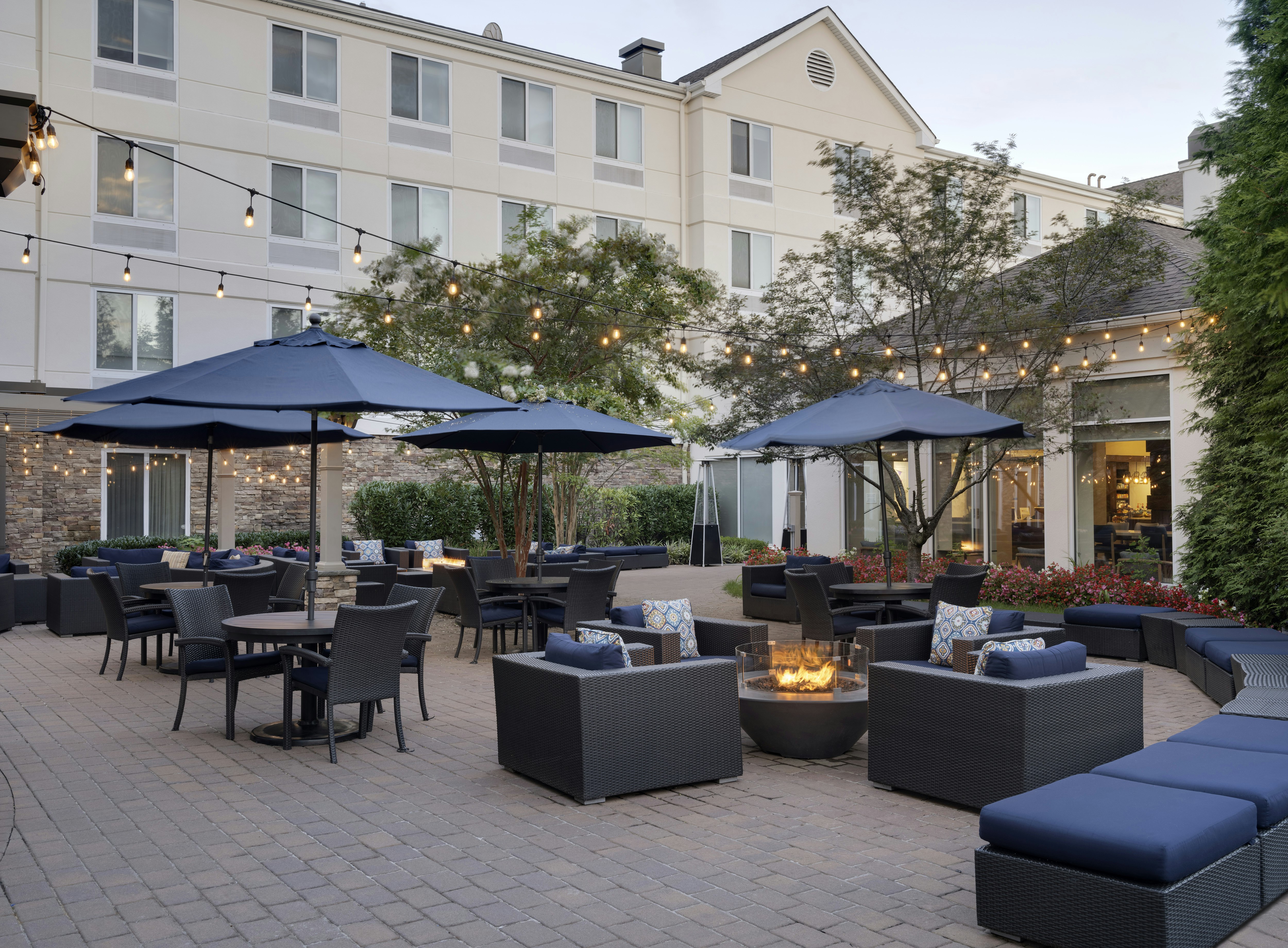 Hilton Garden Inn Melville 65/69