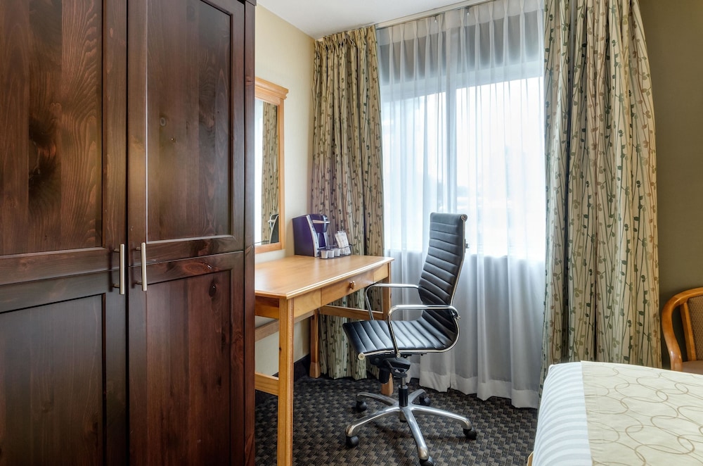 Clarion Inn Seekonk - Providence 25/29