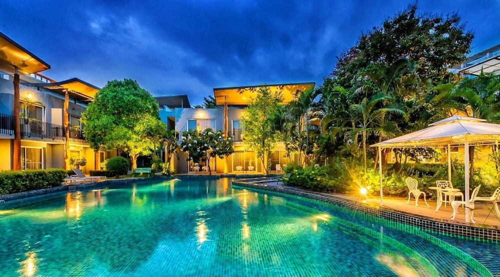 PAEVA LUXURY SERVICED RESIDENCE 45/48