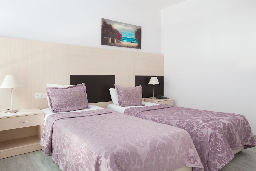 Room at Manolya, LAPITHOS (NORTHERN CYPRUS)
