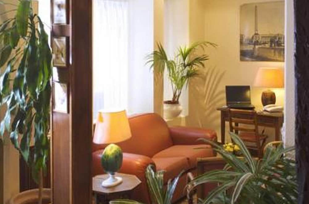 HOTEL SAINT-ROCH 20/24