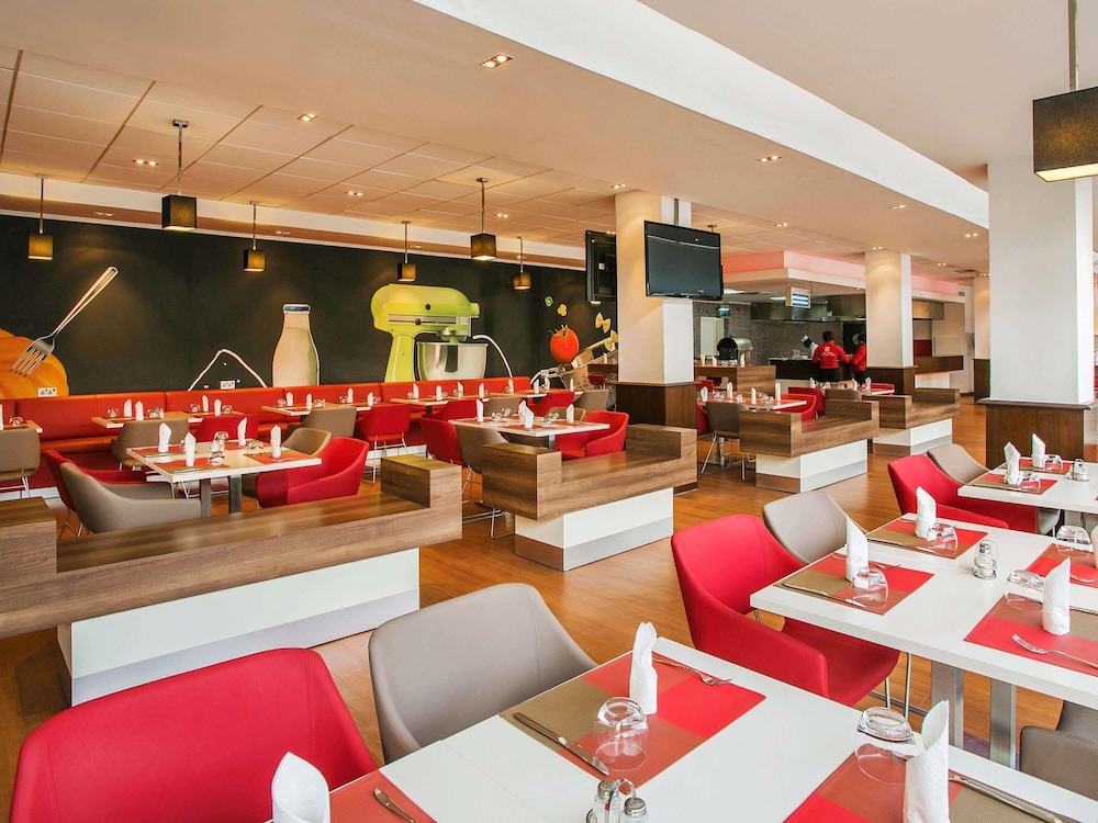 Ibis Lagos Ikeja 56/74