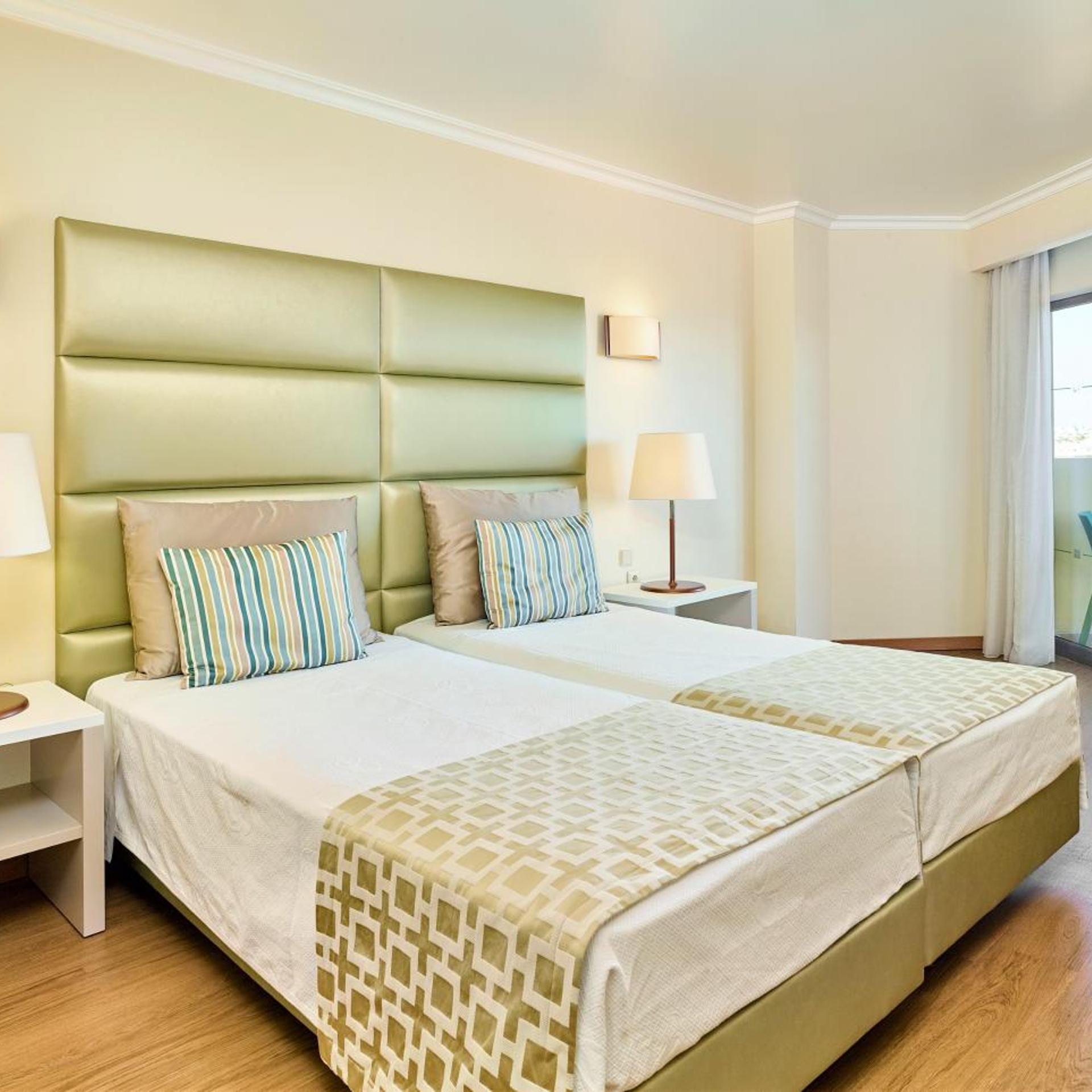 Deluxe, Suite, Land View