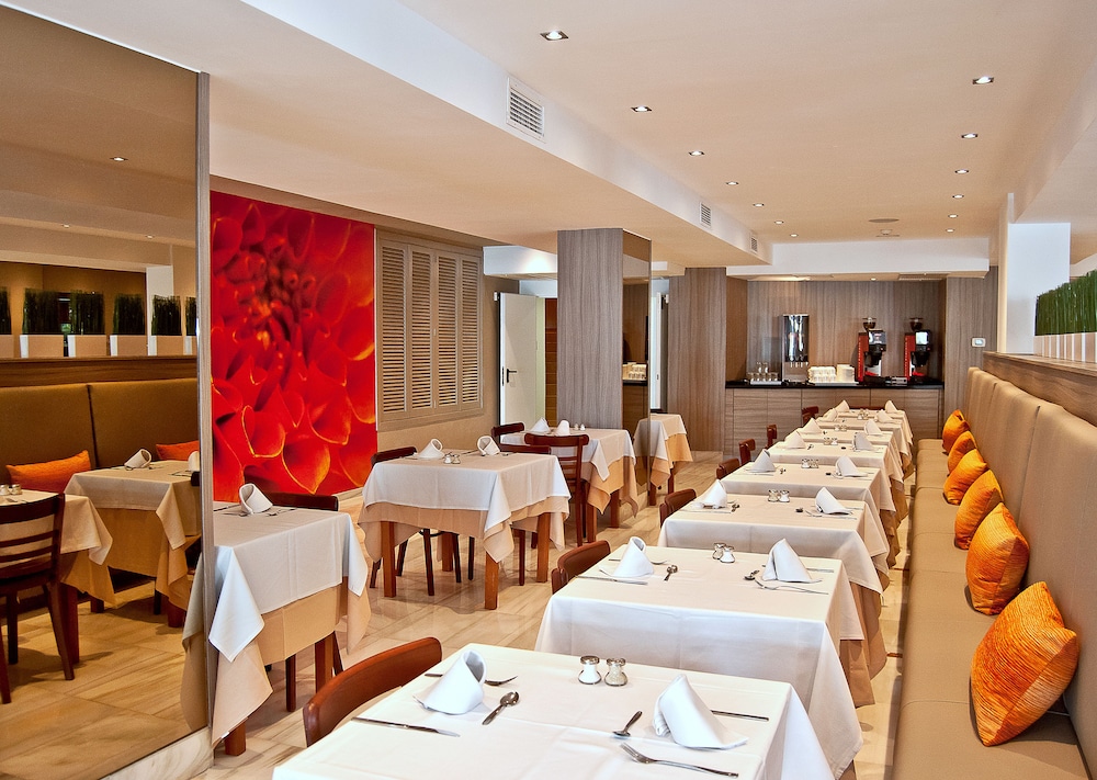 BQ Augusta Hotel 40/55