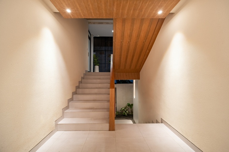 The Hita Uluwatu 5/10