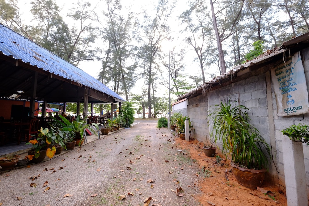 Ladawan Resort 41/44