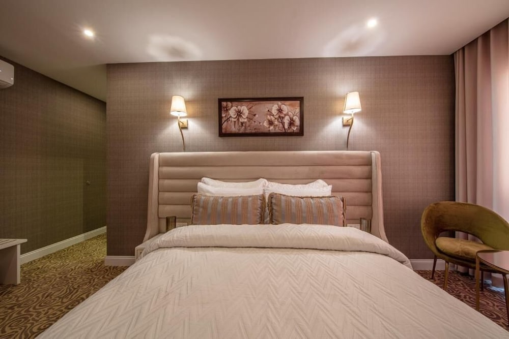 Mr Beyaz Butik Hotel 38/58