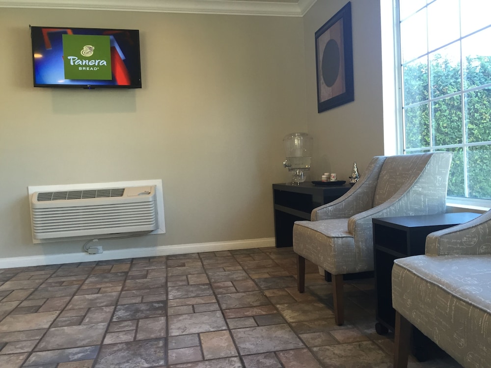 Anaheim Executive Inn Suites 20/66