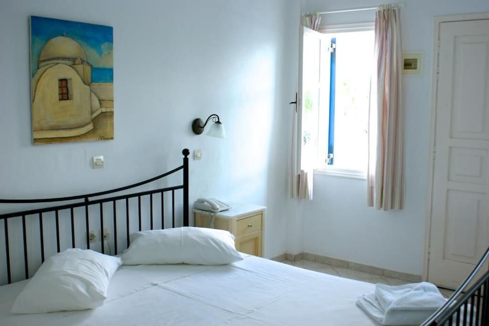 Blue Bay Villas Santorini 12/38