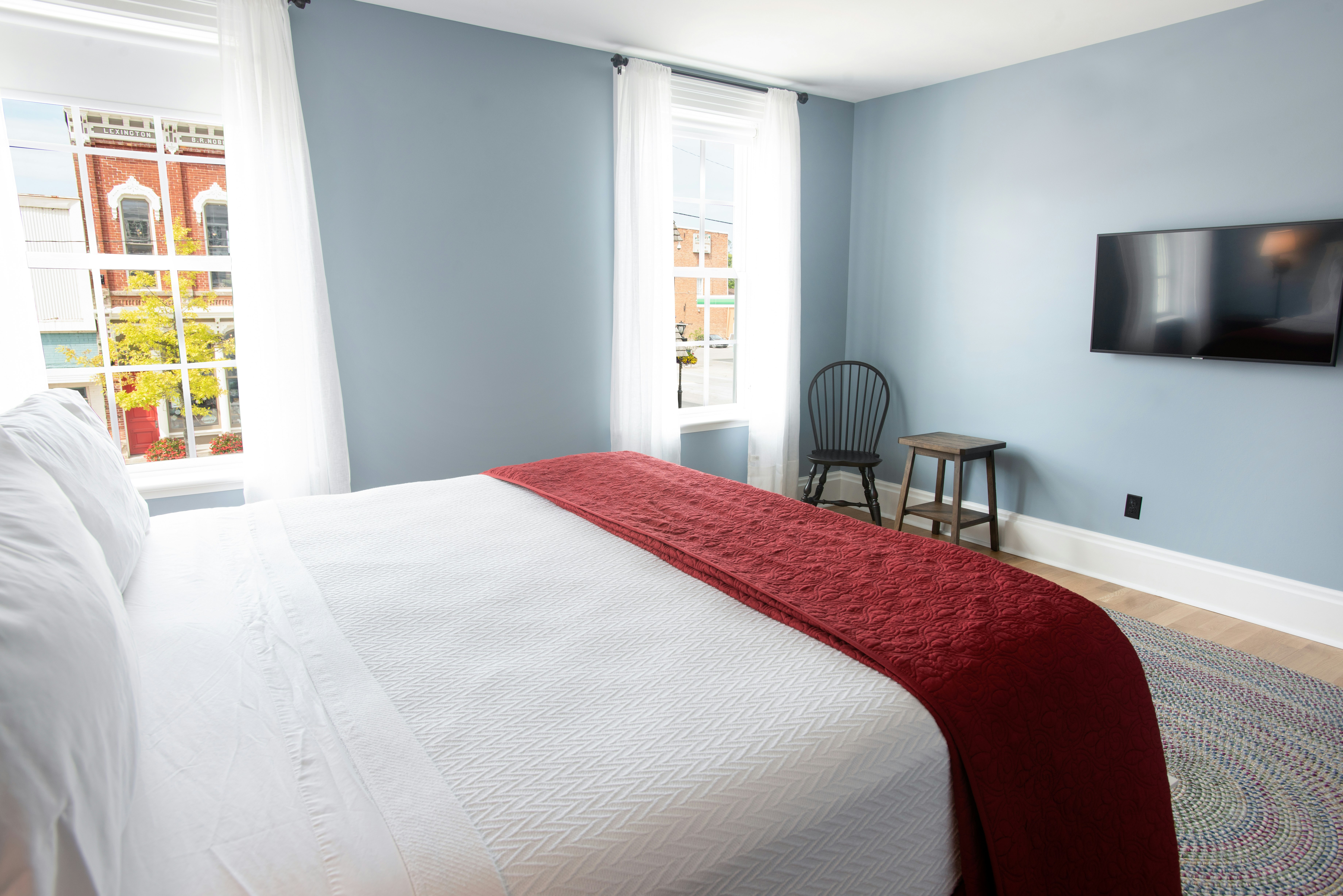 Room, King Bed, Corner