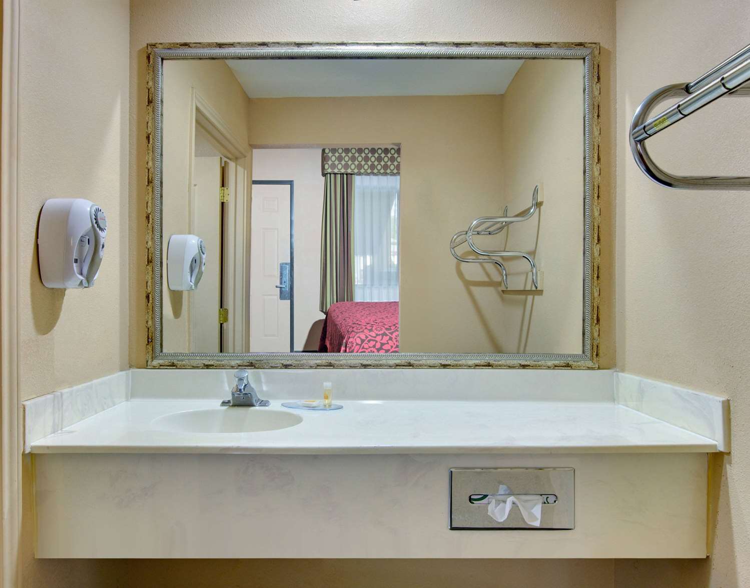 Hotel Blue Fairfield TX 11/11
