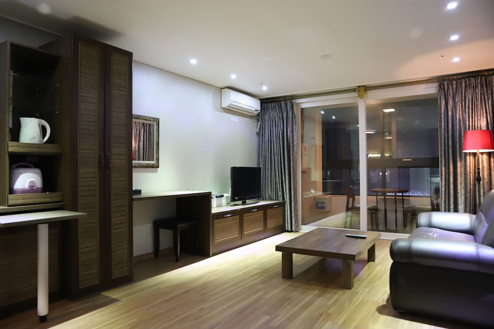 La Mia Residence Hotel 3/37