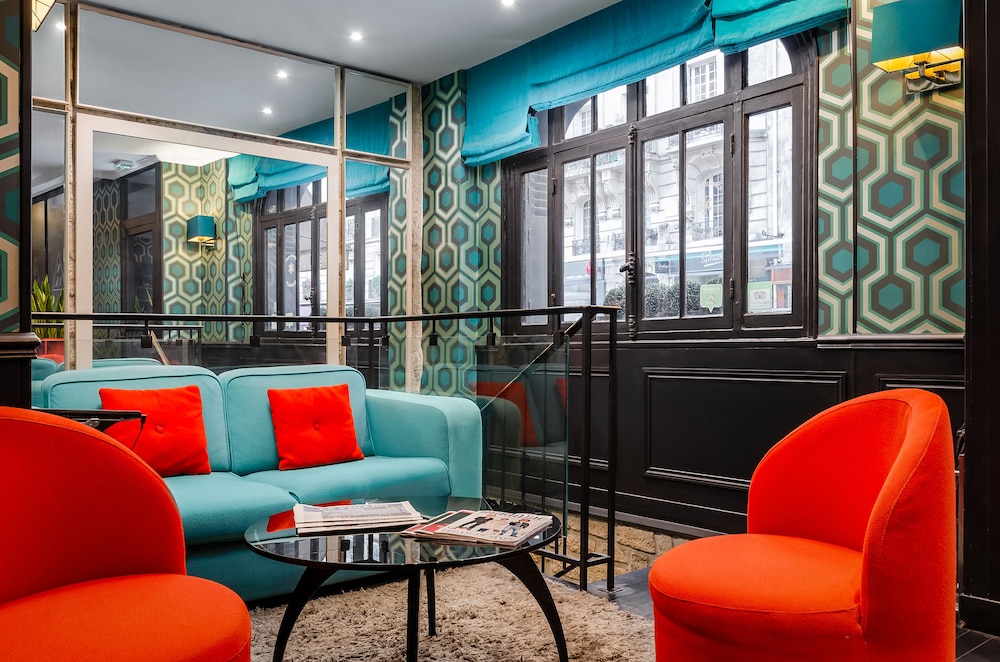 Hotel Monceau Elysees 32/39